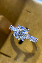 2 Carat 4-Prong Moissanite Ring - SHE BADDY© ONLINE WOMEN FASHION & CLOTHING STORE