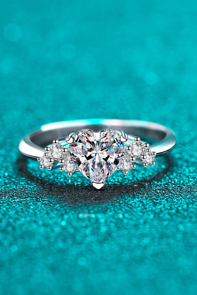 1 Carat Moissanite Heart Ring - SHE BADDY© ONLINE WOMEN FASHION & CLOTHING STORE