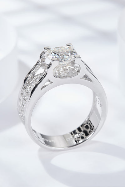 Made To Shine 1 Carat Moissanite Ring - SHE BADDY© ONLINE WOMEN FASHION & CLOTHING STORE