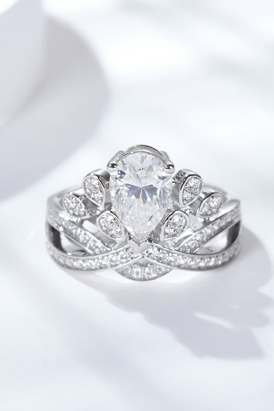1.5 Carat Moissanite Crown-Shaped Ring - SHE BADDY© ONLINE WOMEN FASHION & CLOTHING STORE